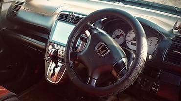 китайские авто: Honda Stream: 2004 г., 1.7 л, Автомат, Бензин, Хэтчбэк — 4