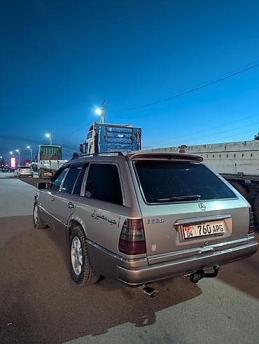мерседес 124 e220: Mercedes-Benz W124: 1994 г., 2.2 л, Газ, Универсал — 2