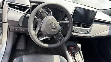 Toyota Levin: 2021 г., 1.8 л, Вариатор, Гибрид, Седан — 5