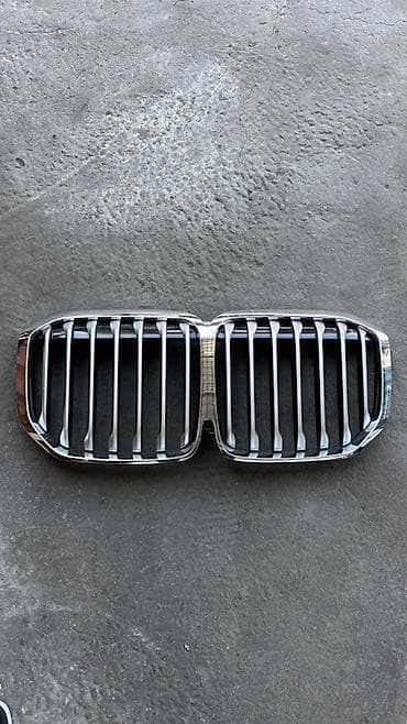 самурай беха: Решетка радиатора BMW 2019 г., Б/у, Оригинал — 1