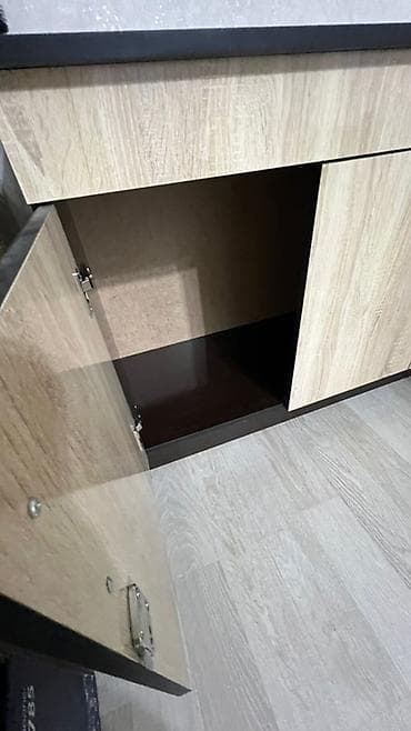 гарнитура кухонные: Офисная тумба, ЛДСП — 2