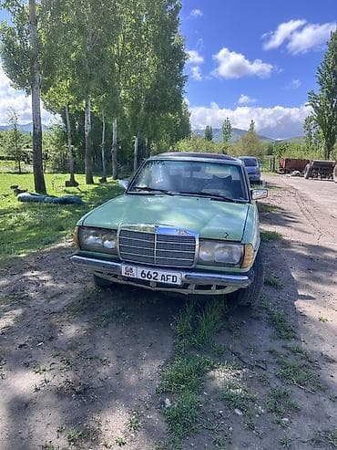 авто кондицонер: Mercedes-Benz W123: 1980 г., Автомат, Дизель, Седан — 2