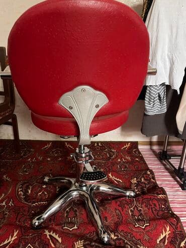 купить несгораемый сейф бу: Кожаное Парикмахерское кресло 
есть небольшая царапина — 4