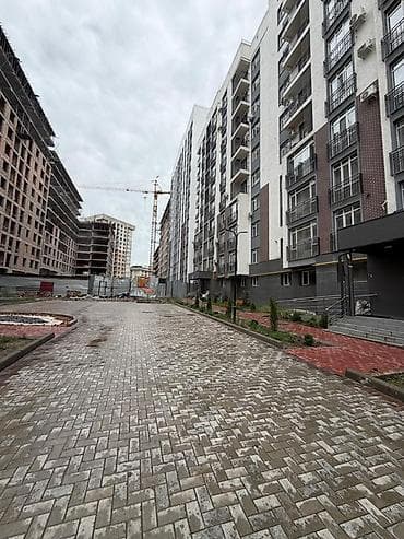 700: Студия, 37 м², Асанбай мкр Элитка, 3 этаж, ПСО (под самоотделку) — 1