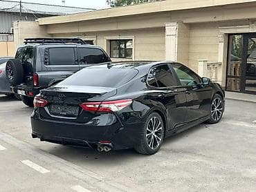 prius v: Toyota Camry: 2019 г., 2.5 л, Автомат, Бензин, Седан — 4