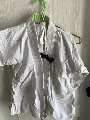 Детское кимоно для единоборств (верх)
Брючки вверх пояс
Для карате at lalafo.kg Детское кимоно для единоборств (верх)
Брючки вверх пояс
Для карате