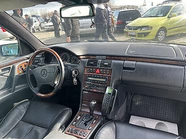 хлебница на мерс: Mercedes-Benz E-Class: 1997 г., 4.3 л, Автомат, Бензин, Седан — 4