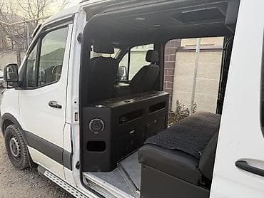 кузов сатылат: Жеңил жүк ташуучу унаа, Mercedes-Benz — 8