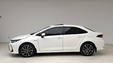 sprinter 2 9: Toyota Corolla: 2019 г., 1.8 л, Автомат, Гибрид, Седан — 4