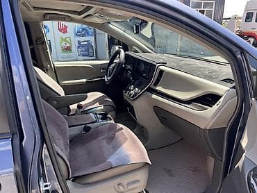 сту: Toyota Sienna: 2016 г., 3.5 л, Автомат, Бензин, Минивэн — 7