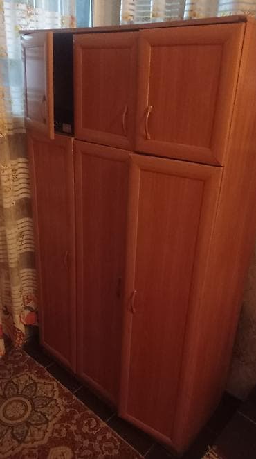 шкаф с комодом: Шкаф для хранения из ЛДСП под дерево (тёплый оттенок вишни/бук) — 1