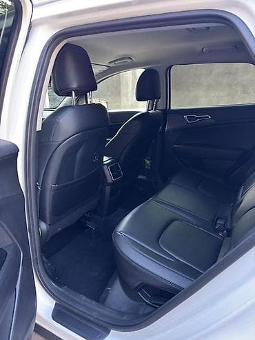 авто ипсум: Kia Sportage: 2022 г., 2 л, Автомат, Газ, Кроссовер — 8
