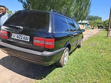 Унаа сатуу: Volkswagen Passat Variant: 1993 г., 1.8 л, Кол менен иштөөчү, Бензин, Универсал — 3
