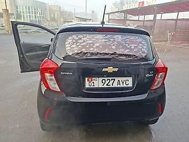 sprinter 4 4: Chevrolet Spark: 2018 г., 1 л, Автомат, Бензин, Хэтчбэк — 4