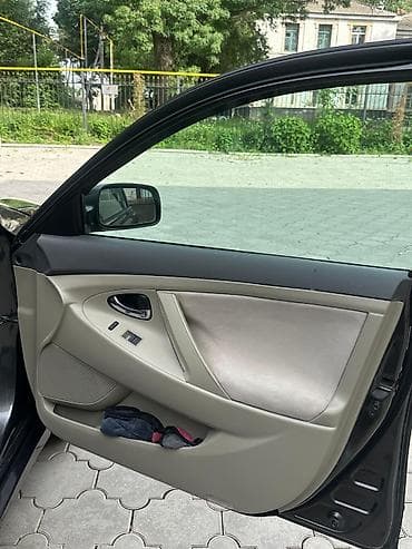 Транспорт: Toyota Camry: 2010 г., 2.5 л, Автомат, Бензин, Седан — 7