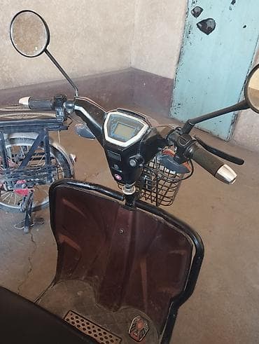 electric bicycle: 🛵 Продается трехколесный мопед Отличный вариант для ежедневных — 2