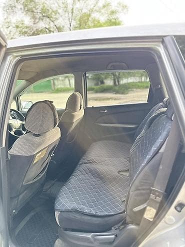 Honda Stream: 2002 г., 1.7 л, Автомат, Бензин, Универсал — 9