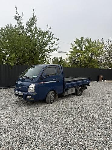 дизель автомат: Легкий грузовик, Hyundai, Стандарт, 1,5 т, Б/у — 2