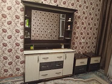Жасануучу столдор: Продается мебель б,у г Ош кулатов 26 торг будет! 7000 сом — 1