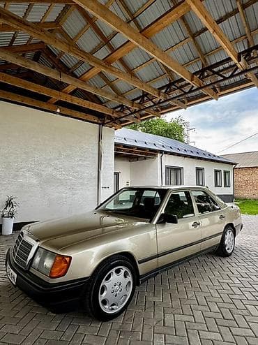 гитара на мерс 210: Mercedes-Benz W124: 1989 г., 2.3 л, Механика, Бензин, Седан — 1