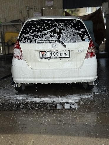 Honda Fit: 2003 г., Автомат, Бензин, Хетчбек — 5