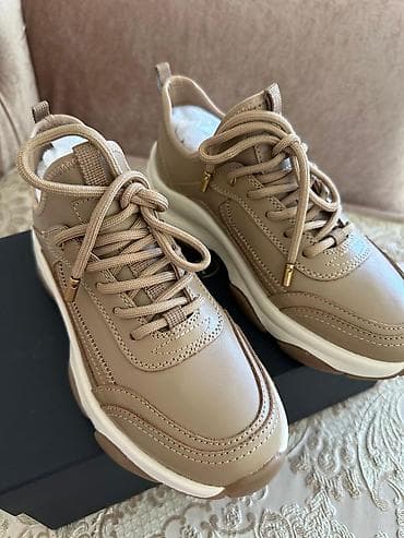 nike react: Кроссовки, 37, Massimo Dutti, Новый, цвет - Бежевый, Бесплатная доставка — 2