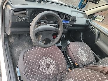 echo platz: Volkswagen Golf: 1994 г., 1.8 л, Механика, Бензин, Хэтчбэк — 7