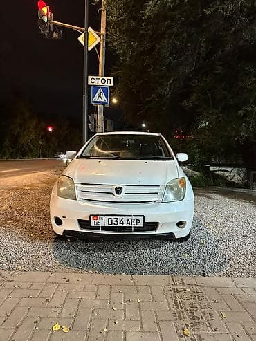 lada 9: Toyota Ist: 2003 г., 1.3 л, Автомат, Бензин, Хэтчбэк — 1