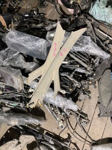 купить офис класса а: Обшивка стоек Toyota Оригинал, Япония — 2