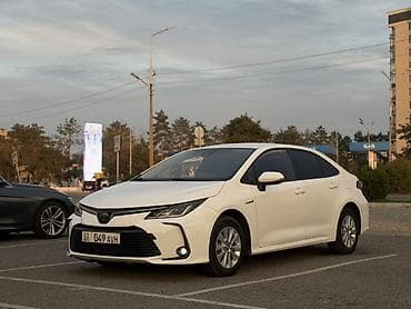 Продажа авто: Toyota Corolla: 2019 г., 1.8 л, Вариатор, Гибрид, Седан — 1