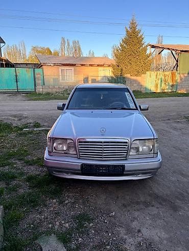Mercedes-Benz W124: 1995 г., 3.2 л, Бензин, Седан