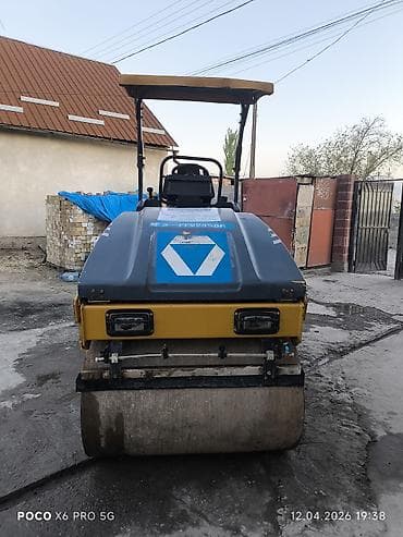 2 4 д: Двухвальцовый дорожный каток XCMG - Тип: вибрационный, с двумя — 2