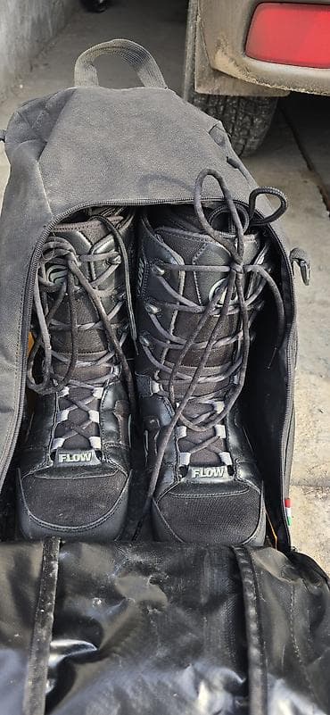 phantom бутсы: Сноубордические ботинки Flow - Бренд: Flow - Тип шнуровки — 3
