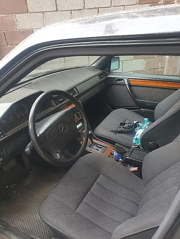 e34 2 5: Mercedes-Benz E-Class: 1995 г., 2.2 л, Автомат, Бензин, Седан — 6