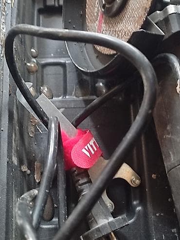 Эмерек: Углошлифовальная машина (болгарка) VITTON Описание:как масло - — 5