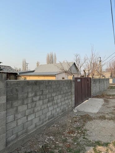 Дом, 100 м², 5 комнат, Риэлтор, Косметический ремонт