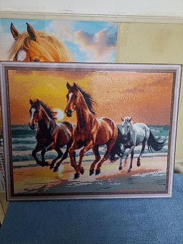 Картины алмазной вышивки (набор из 3 работ в рамах) 1) «Мустанги у