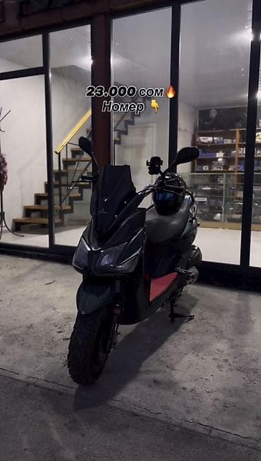 gilera runner: Скутер/максискутер городского типа. Характеристики и особенности: - — 1