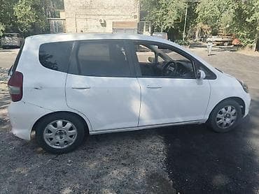 бампер fit: Honda Fit: 2002 г., 1.3 л, Вариатор, Бензин, Хэтчбэк — 4