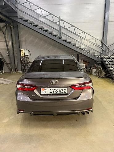 corolla 2016: Toyota Camry: 2020 г., Седан — 2