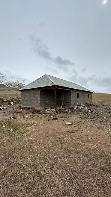 гараж сто: Там Жана 2 жарым гектар жери менен сатылат . Электричество бар. Суу — 2
