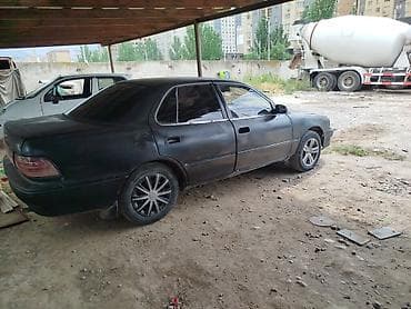 Toyota Camry: 1993 г., 1.8 л, Автомат, Бензин, Седан