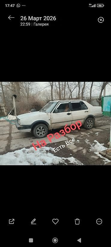 авто в такси: Продаю на разбор кроме матора всё есть — 1