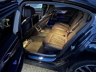 монитор с камерой заднего вида: BMW 7 series: 2017 г., 3 л, Автомат, Бензин, Седан — 5
