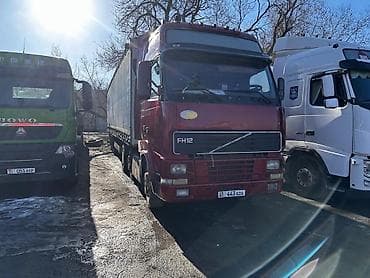 трактор мала: Тягач, Volvo, 2002 г., Тентованный — 3