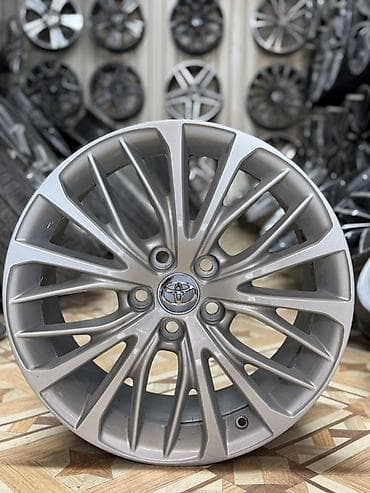 Литые Диски R 18 Toyota, Комплект, отверстий - 5, Б/у