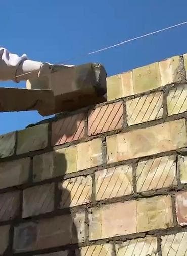 Кирпичная кладка и возведение коробки дома под проект. КИРПИЧ