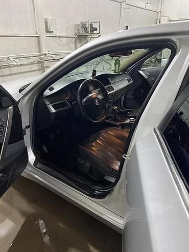 айнек авто: BMW 5 series: 2003 г., 2.2 л, Кол менен иштөөчү, Бензин, Седан — 5