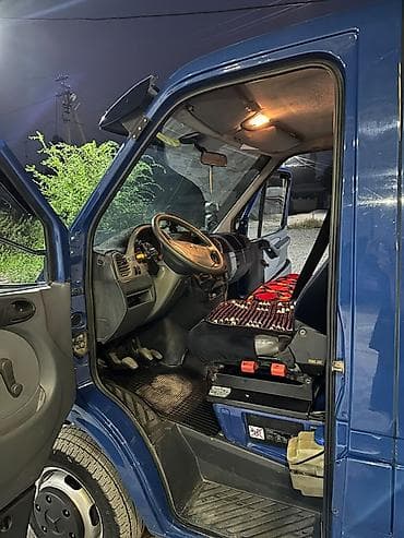 автовоз рено: Легкий грузовик, Mercedes-Benz, Дубль, Б/у — 8