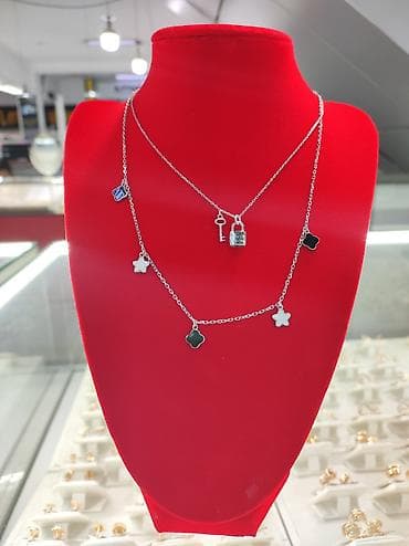 Серебряные Колье Серебро 925 пробы Длина 45 см Цена за 1шт Есть